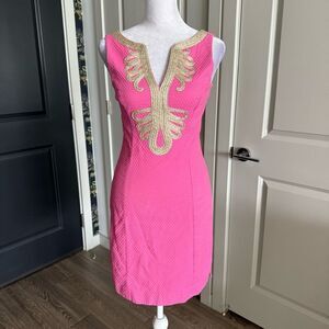 Lily Pulitzer Janice Shift Dress in Pink with Gold Detail Size 00